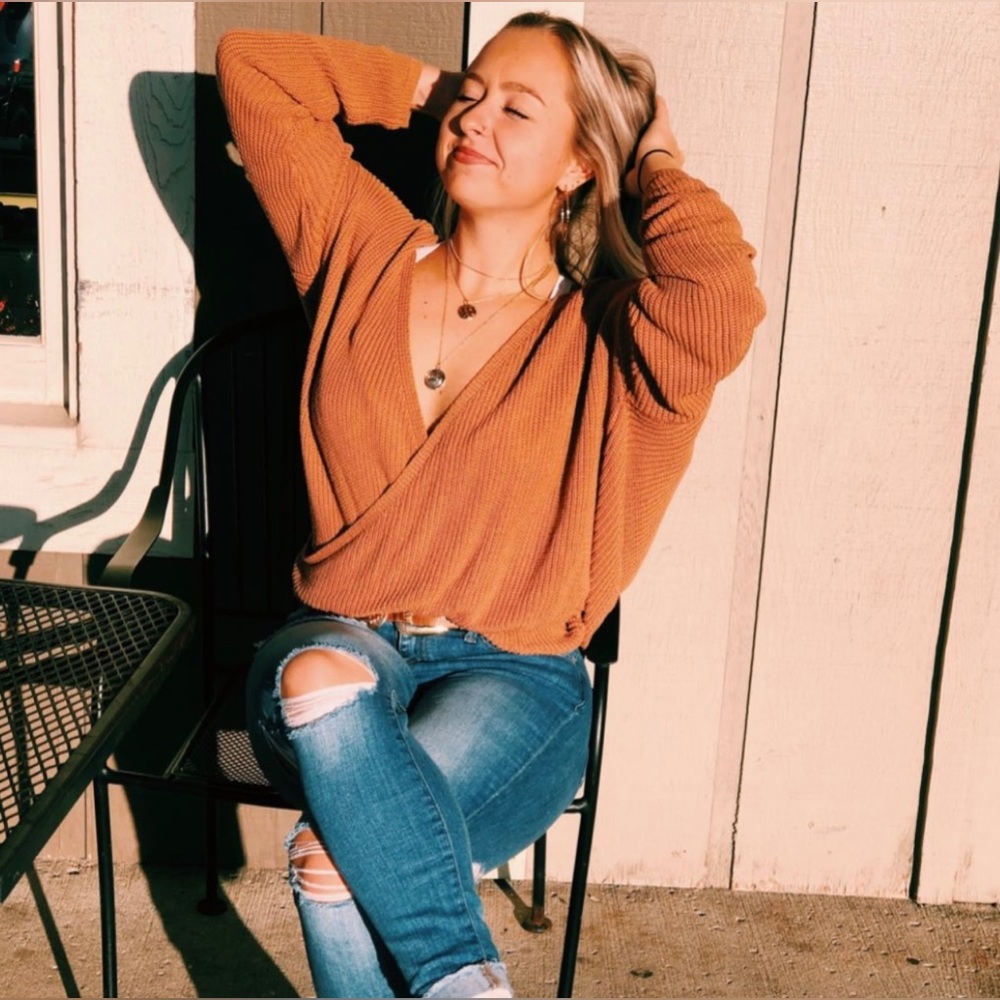 Sweater blouse